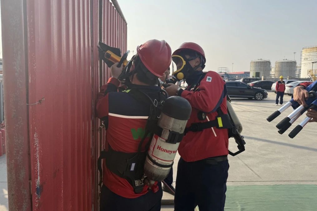 亞通石化(hua)2024年度“119”消防日安(ān)全技能比武活(huó)動圓滿落幕